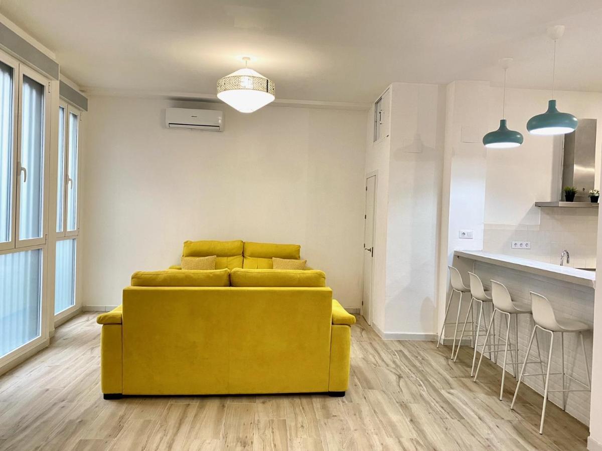 Flamenca Triana - Apartamento Wifi Con 2 Dormitorios 2 Sofas Camas 2 Banos Севілья Екстер'єр фото