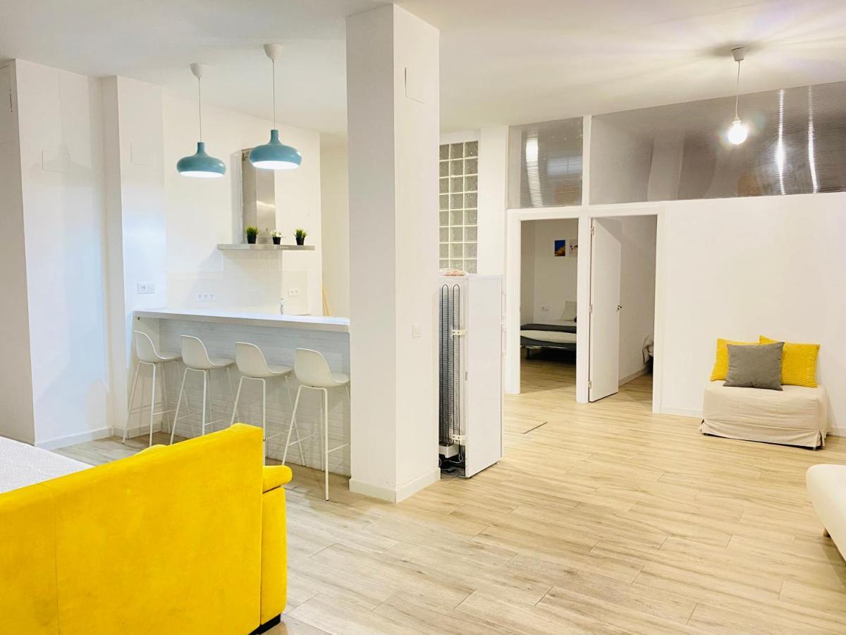 Flamenca Triana - Apartamento Wifi Con 2 Dormitorios 2 Sofas Camas 2 Banos Севілья Екстер'єр фото