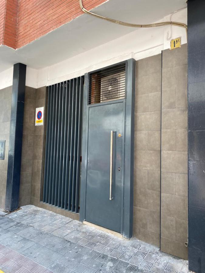 Flamenca Triana - Apartamento Wifi Con 2 Dormitorios 2 Sofas Camas 2 Banos Севілья Екстер'єр фото